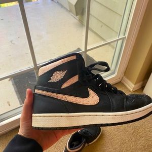 Women’s Air Jordan’s size 7.5